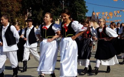 Više od 3000 malih folkloraša Vinkovcima pronijeli ljepotu tradicije i veliko veselje