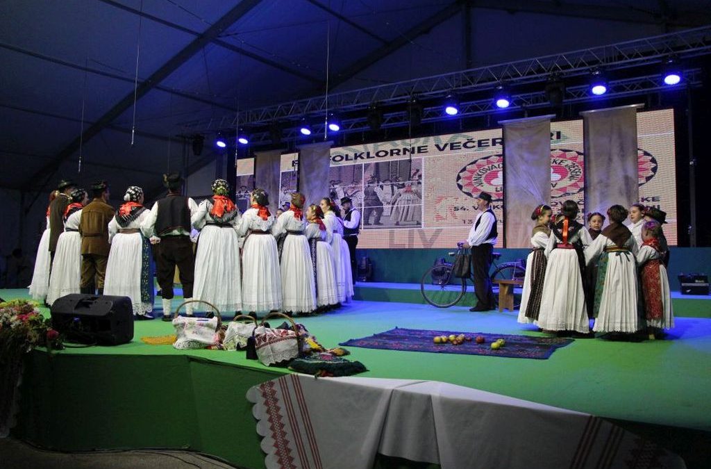 Pobjednik Folklornih večeri je KUD „Slavko Janković” Rokovci – Andrijaševci