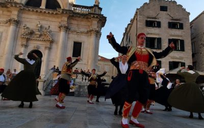 Vinkovačke jeseni nakon Dubrovnika danas u Splitu i Šibeniku