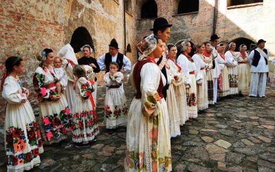 Čuvari baštine pokazali raskoš tradicije, plesa i običaja