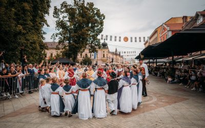 Ponedjeljak na Jesenima uz dječju maštu, folklor i koncert Maje Šuput