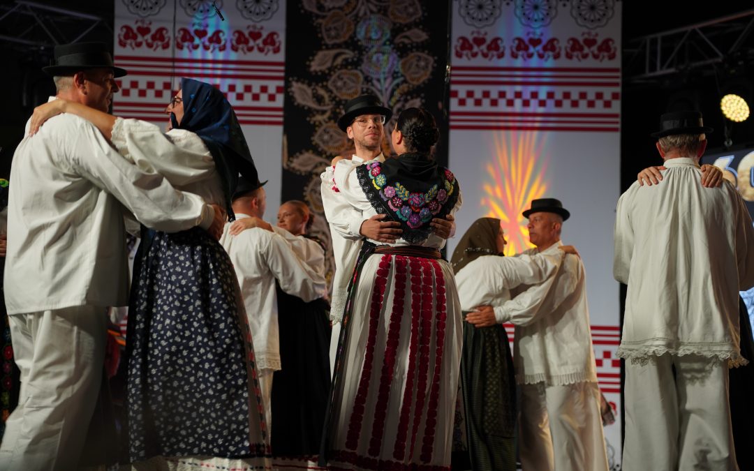 U Vinkovcima ovog vikenda 1600 najmlađih čuvara tradicije iz Hrvatske i dijaspore